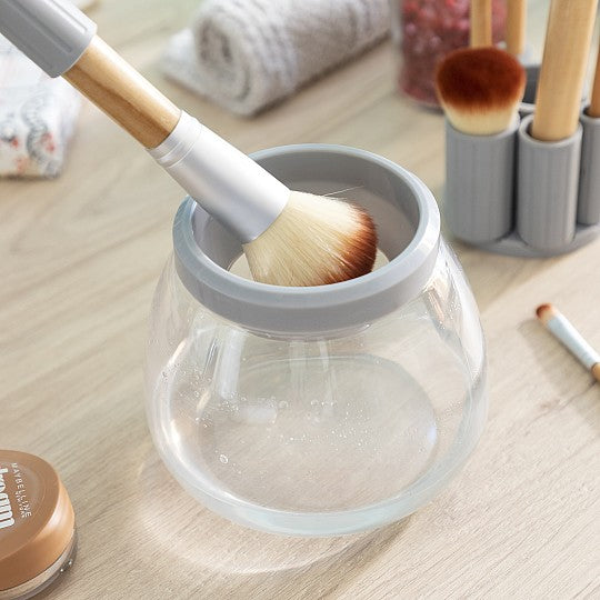 GlamCLeaNer™ Tus Brochas siempre limpias y 100% libre de BaCTeRiaS!